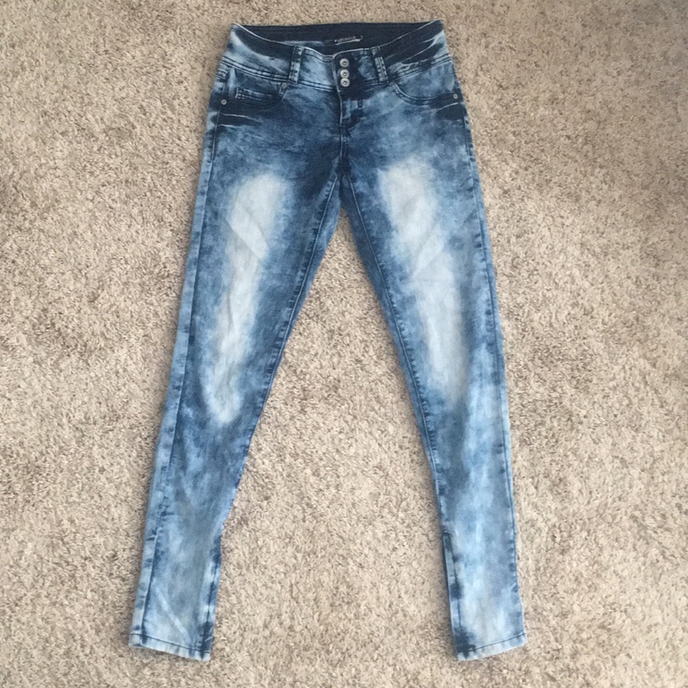 *SOLD ON VINTED*